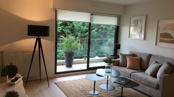Location très bel appartement meublé de type 2 entièrement rénové à 2 pas du bourg