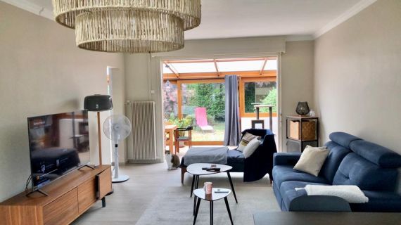 Très jolie maison semi-individuelle dans le quartier familial des Hautes Loges