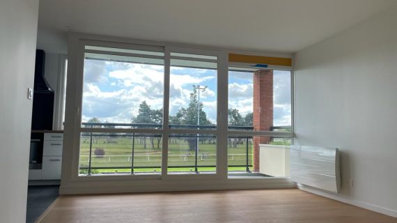 Superbe appartement de type 2 vue sur l'hippodrome