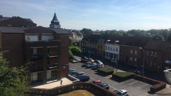 BEL APPARTEMENT T3 SITUE AU COEUR DU BOURG