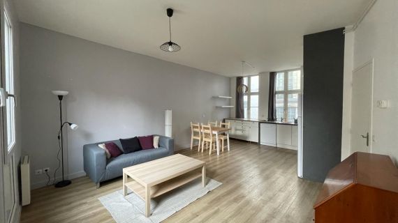 Très bel Appartement de type 3 bis meublé idéalement situé au cœur du Vieux Lille