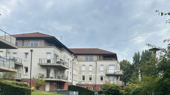 Très bel appartement meublé de type 1 bis idéalement situé à proximité du tram