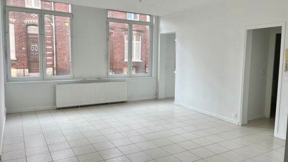 Appartement T3 au cœur de la Madeleine avec extérieur