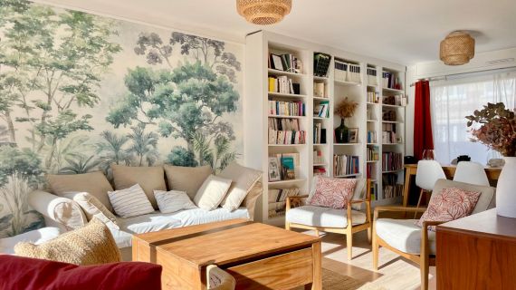 *** SOUS COMPROMIS *** Charmante maison semi-individuelle située à 2 pas de la Mairie